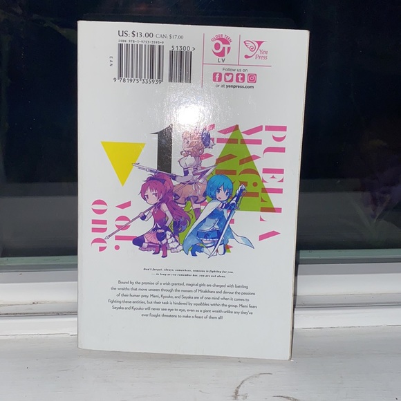 Selling Madoka Magica book - Picture 2 of 4